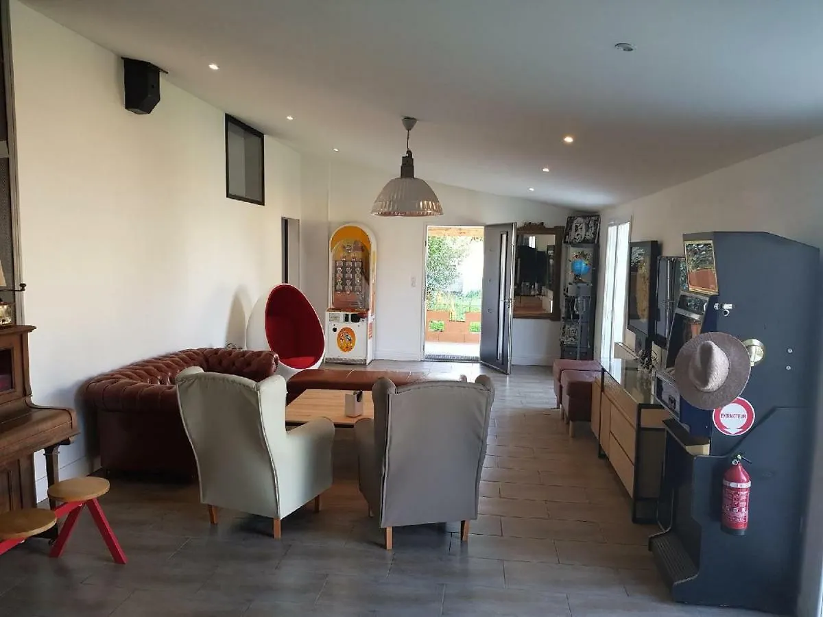 - Le Loft - Villa Avec Jardin A Toulouse 0*,  France